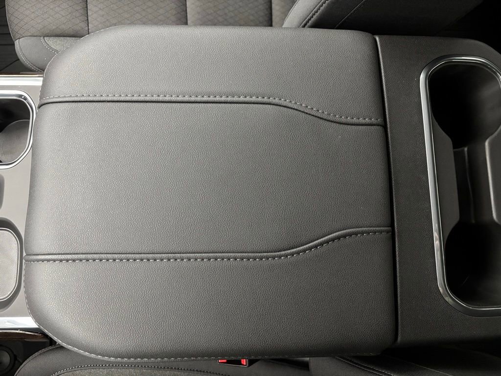 New 2026 GMC Sierra 1500 Elevation image 27