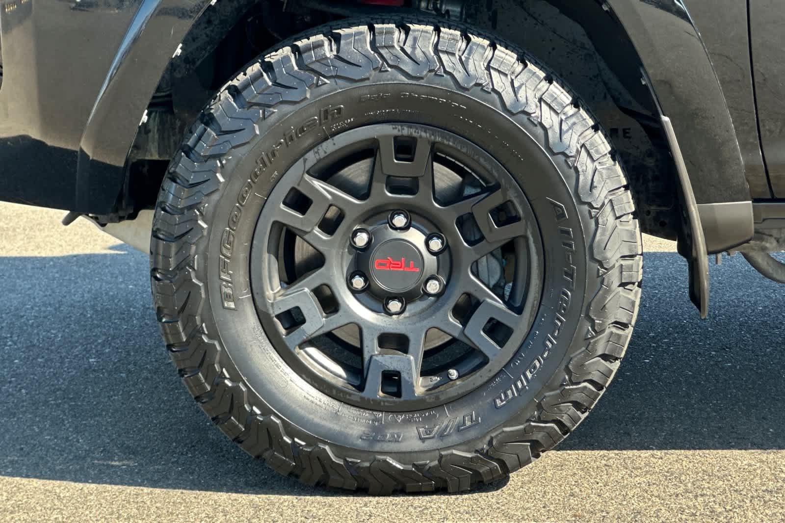 Used 2015 Toyota 4Runner TRD Pro AWD/4WD image 30