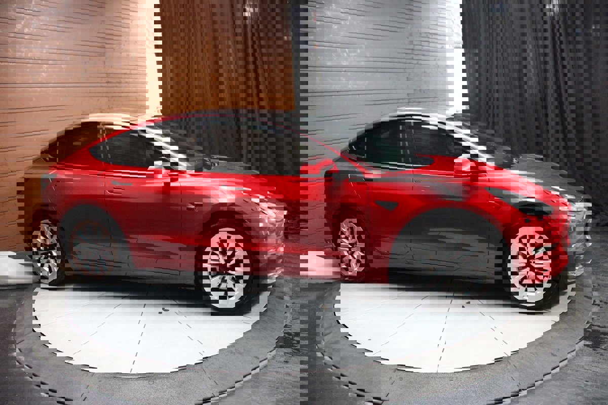 Used 2021 Tesla Model 3 Long Range image 18