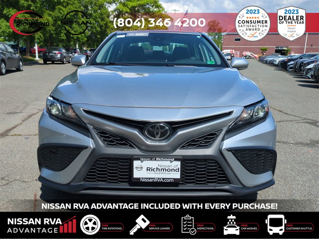 Used 2022 Toyota Camry SE image 10