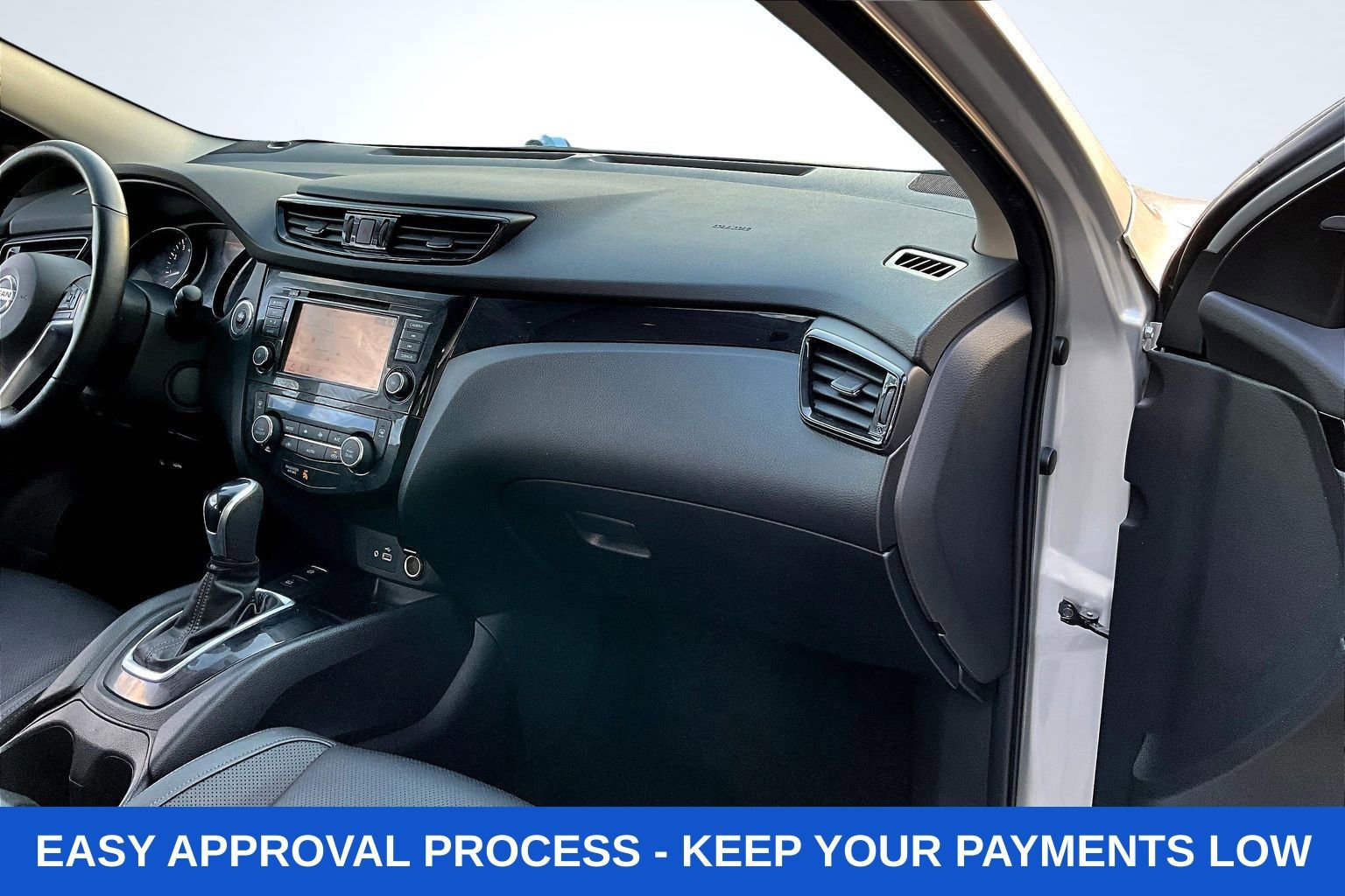 Used 2022 Nissan Rogue Sport SL image 34