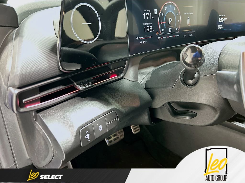 Used 2024 Hyundai Elantra N image 10
