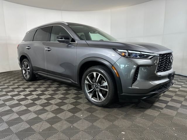Used 2023 INFINITI QX60 Luxe image 2