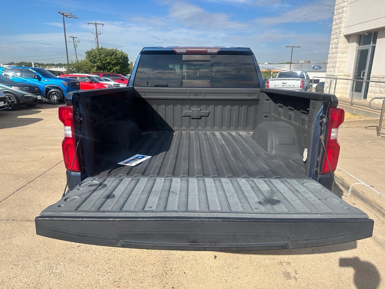 Used 2019 Chevrolet Silverado 1500 LT Trail Boss AWD/4WD image 11