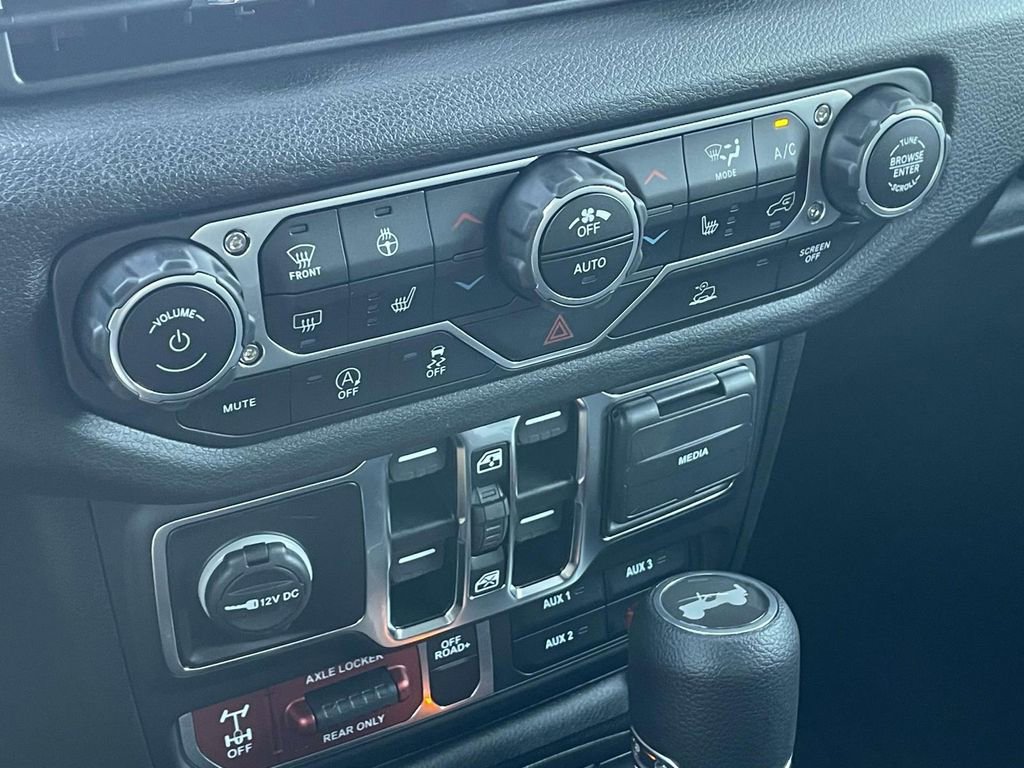 New 2025 Jeep Wrangler Unlimited Sport image 37