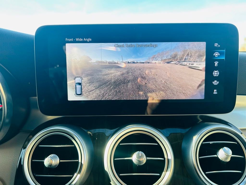 Used 2021 Mercedes-Benz GLC 300 image 32