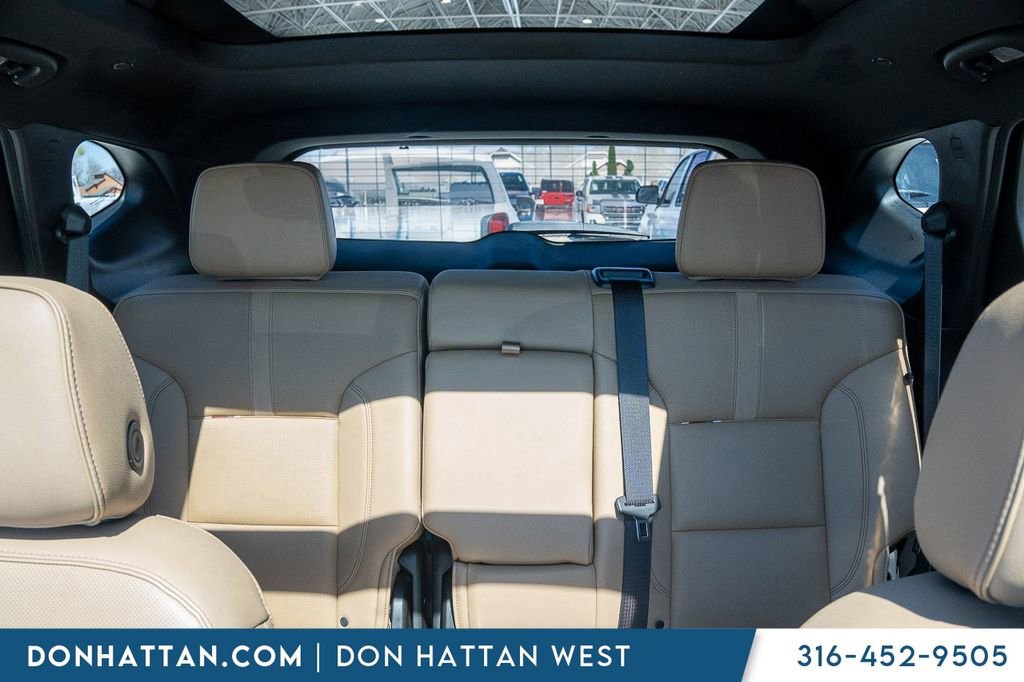 Used 2023 Chevrolet Blazer Premier w/ Driver Confidence II Package AWD/4WD image 21
