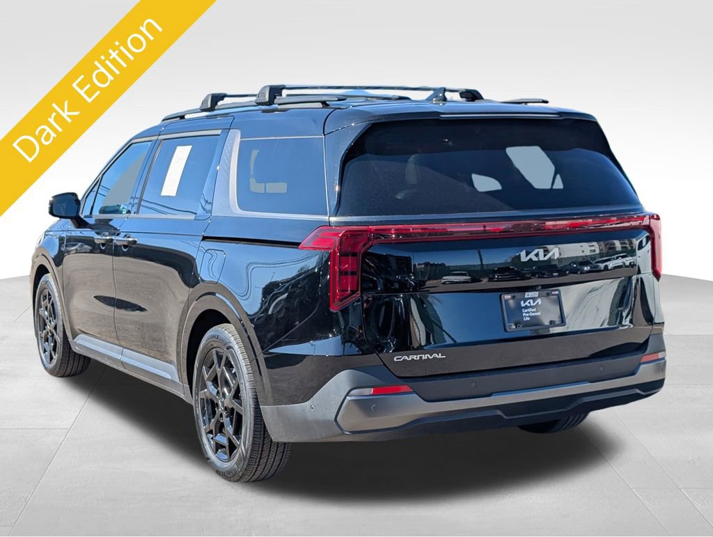 Certified 2025 Kia Carnival SX image 3