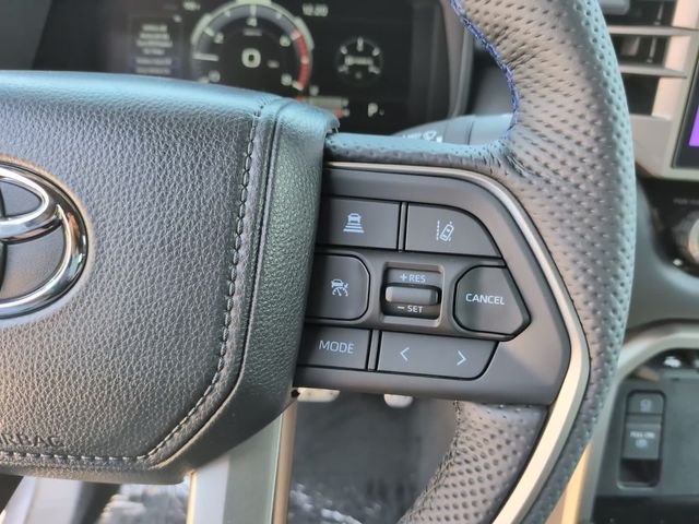 New 2026 Toyota Tundra Platinum w/ TRD Off-Road Package AWD/4WD image 16