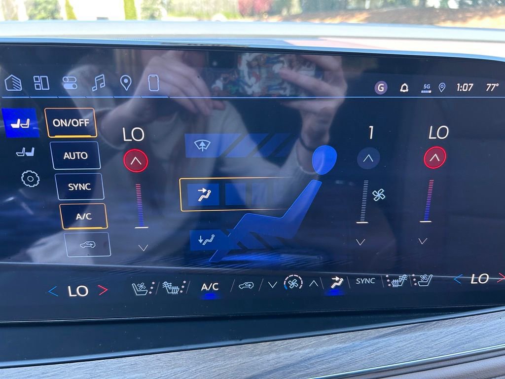 New 2026 Chevrolet Suburban High Country image 29