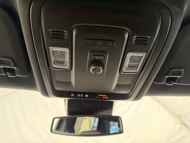 Used 2024 Chevrolet Tahoe LT AWD/4WD image 38