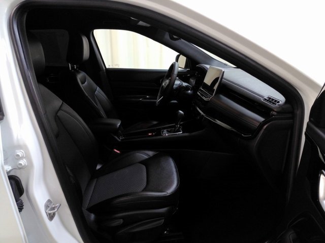 Used 2025 Jeep Compass Latitude w/ Altitude Special Edition image 23