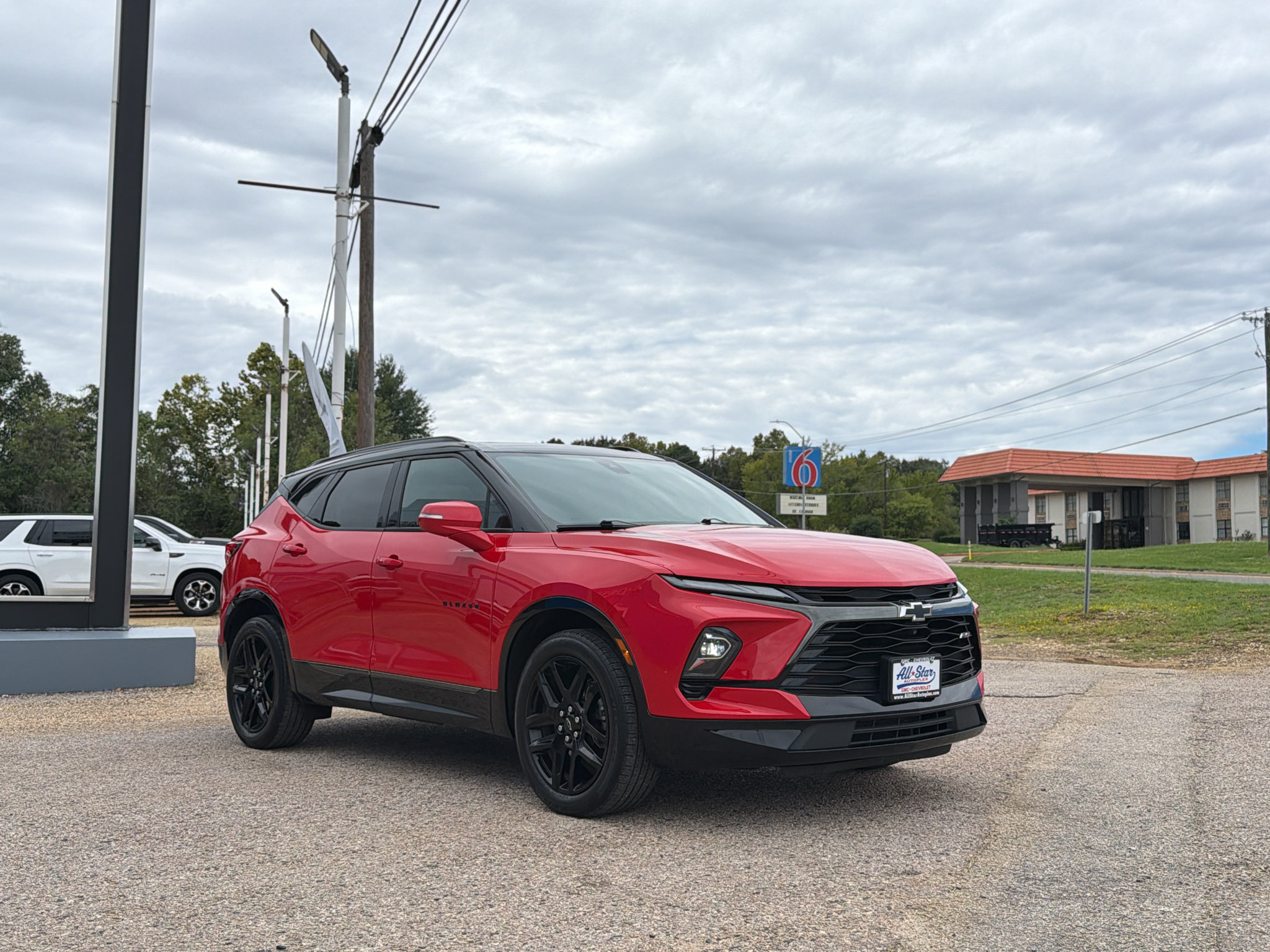 Used 2024 Chevrolet Blazer RS w/ Driver Confidence II Package FWD image 14