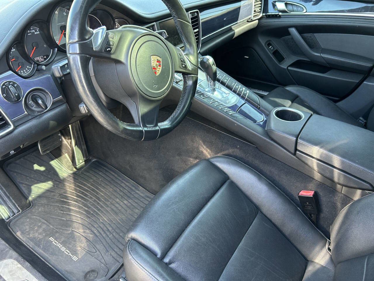Used 2013 Porsche Panamera S image 8
