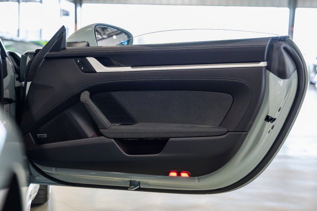 Used 2025 Porsche 911 Carrera GTS image 11