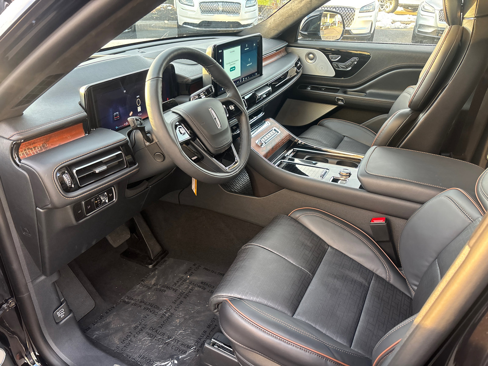 New 2026 Lincoln Aviator Black Label w/ Dynamic Handling Package image 24