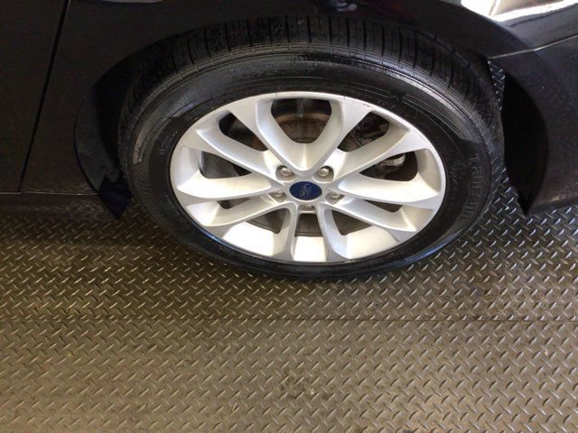 Used 2020 Ford Fusion SE FWD image 28