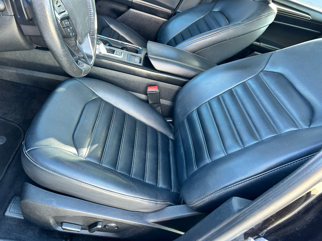 Used 2019 Ford Fusion SEL image 7