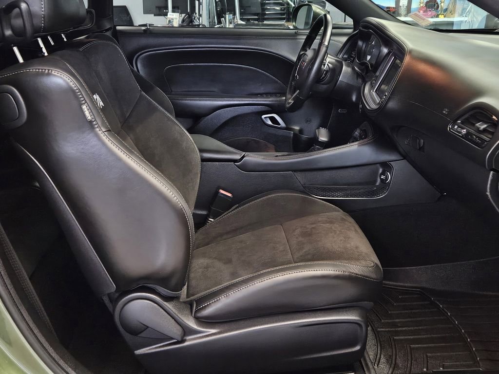 Used 2023 Dodge Challenger R/T Scat Pack w/ T/A Package image 33