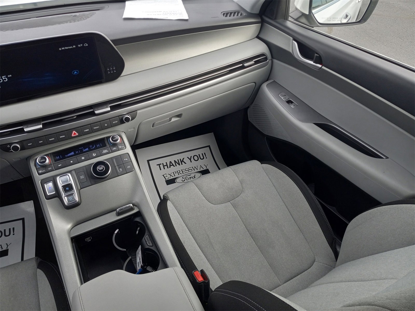 Used 2025 Hyundai Palisade SE image 16