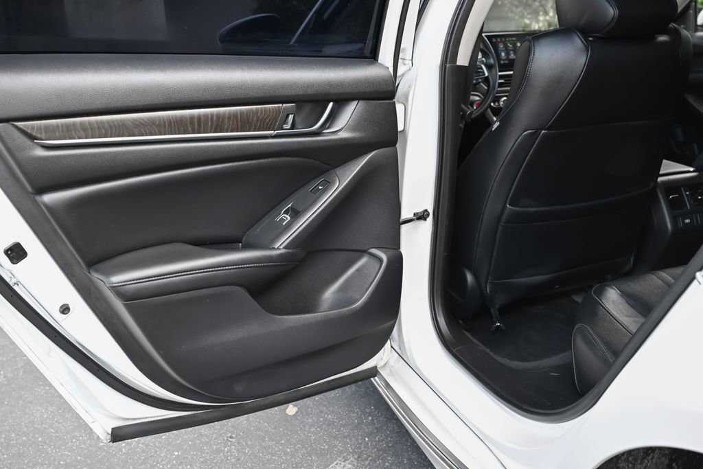 Used 2022 Honda Accord Touring image 44