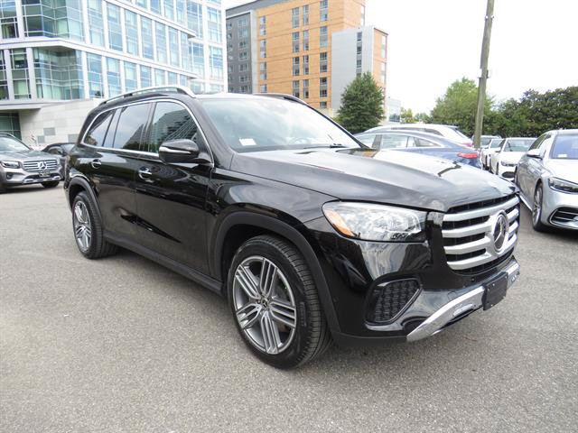 Used 2025 Mercedes-Benz GLS 450 4MATIC image 5