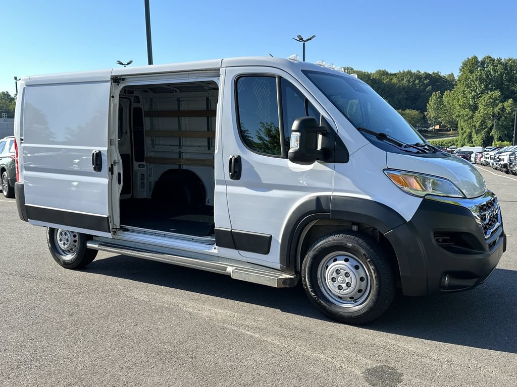 Used 2025 RAM ProMaster 2500 w/ U-Haul Equipment Group FWD image 15