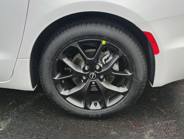 New 2026 Chrysler Pacifica Select FWD image 34