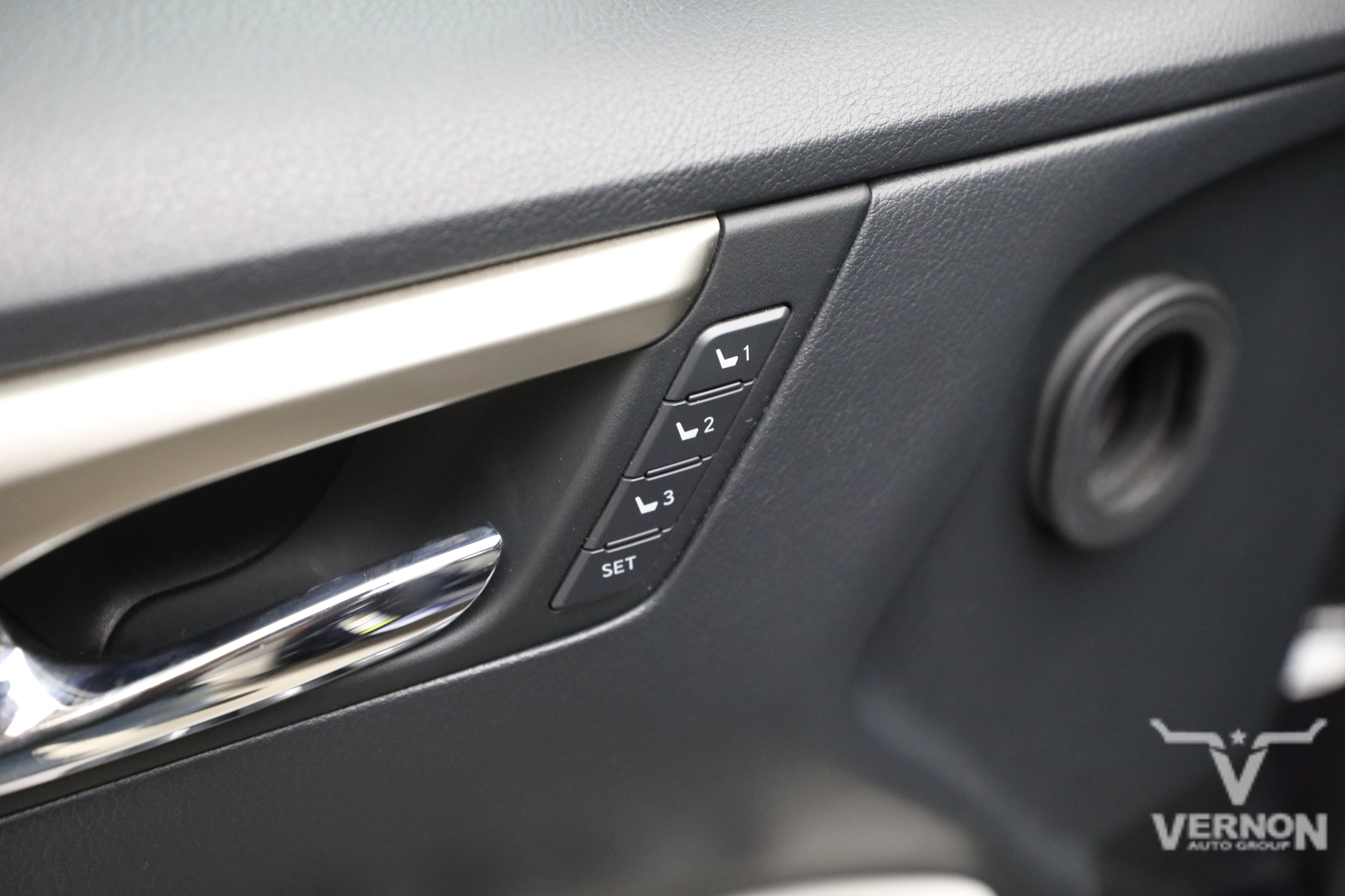 Used 2018 Lexus RX 350 FWD w/ Premium Package image 19