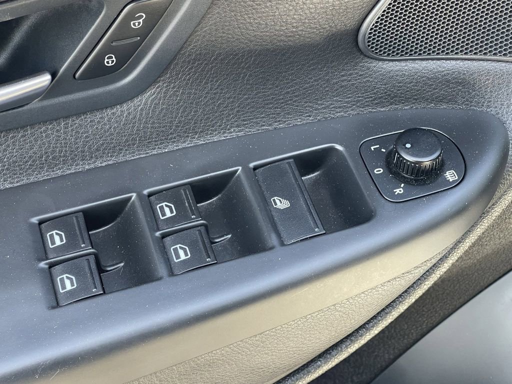 Used 2009 Volkswagen Eos Komfort image 20