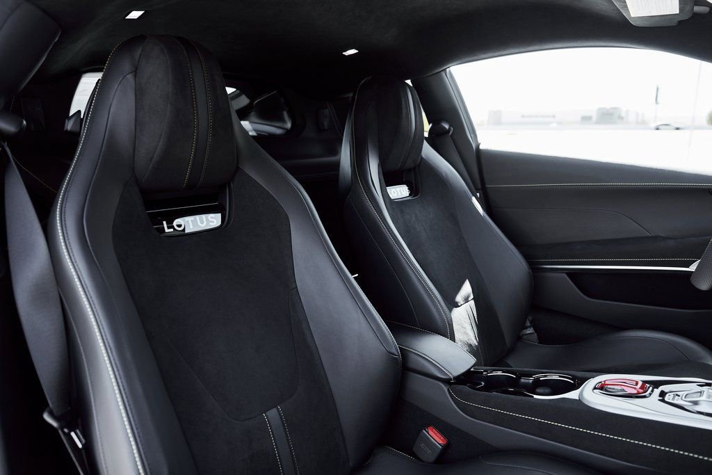 Used 2024 Lotus Emira First Edition image 39
