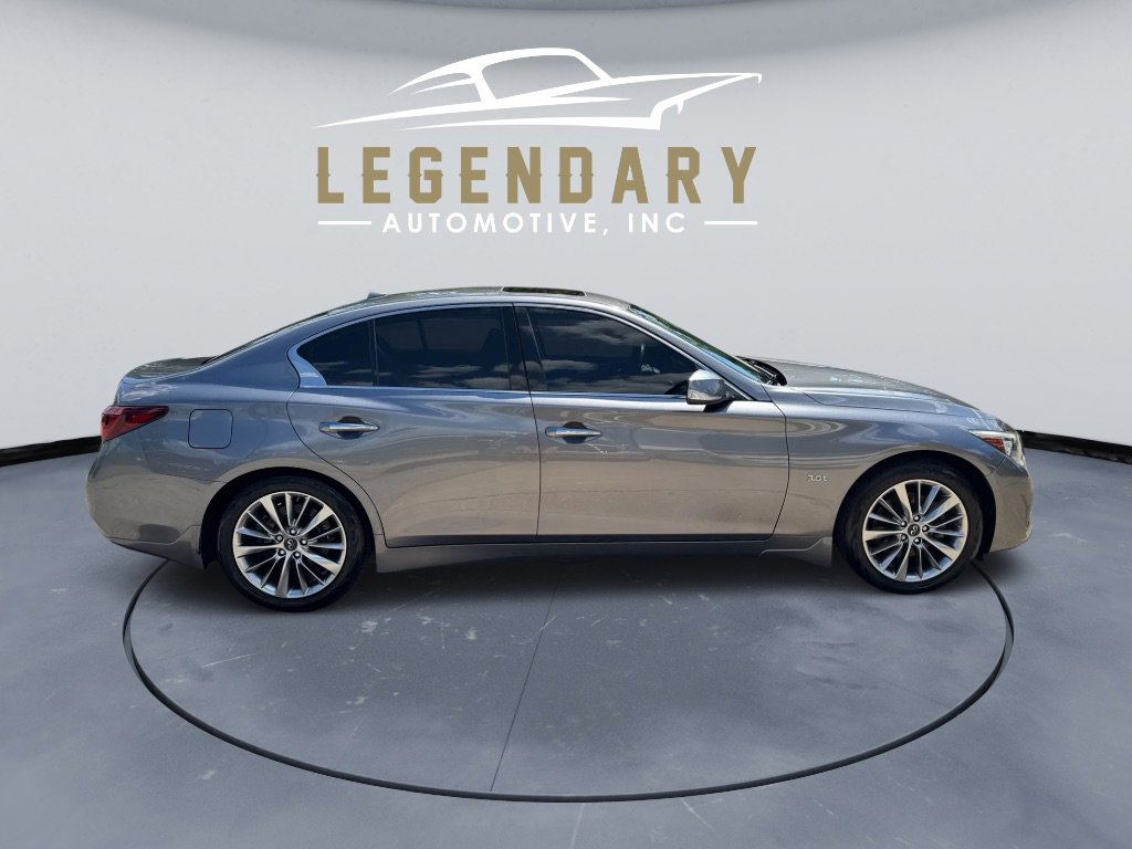 Used 2018 INFINITI Q50 Luxe w/ Essential Package (3.0T Luxe) image 3
