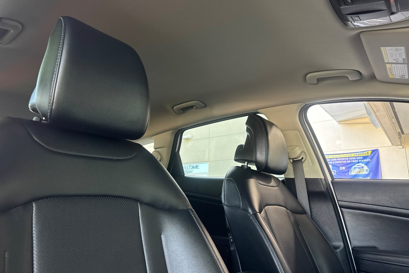 Used 2024 Kia Sportage EX FWD image 27