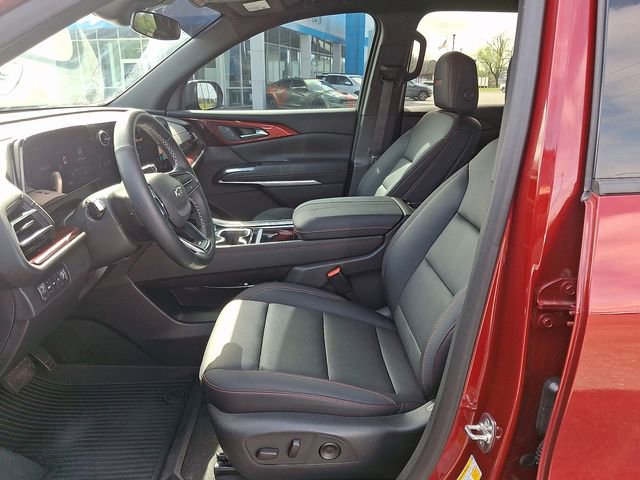 Certified 2025 Chevrolet Traverse Z71 w/ Driver Confidence Package AWD/4WD image 13