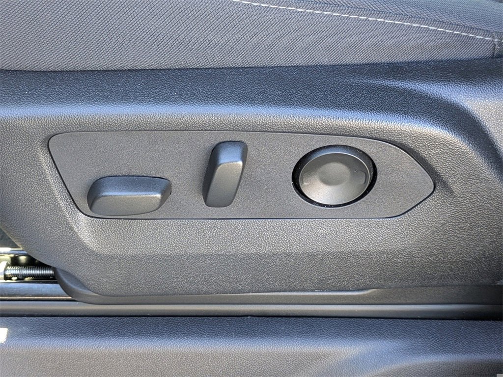 Used 2024 Chevrolet Silverado 1500 RST w/ Z71 Off-Road Package image 19