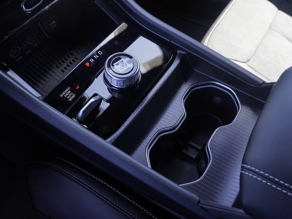 New 2026 Jeep Grand Cherokee Altitude AWD/4WD image 18