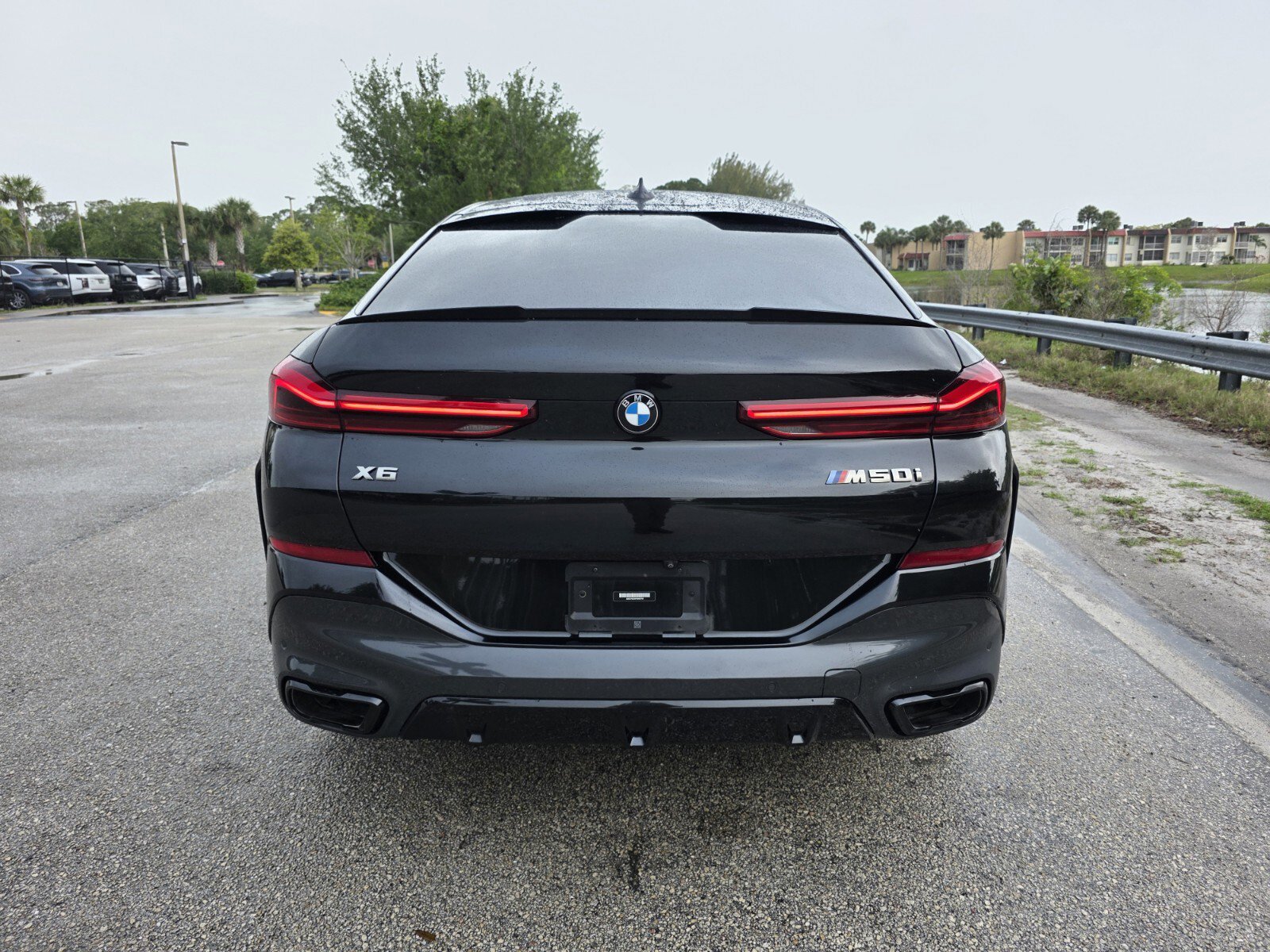 Used 2023 BMW X6 M50i w/ Shadowloine Package image 6