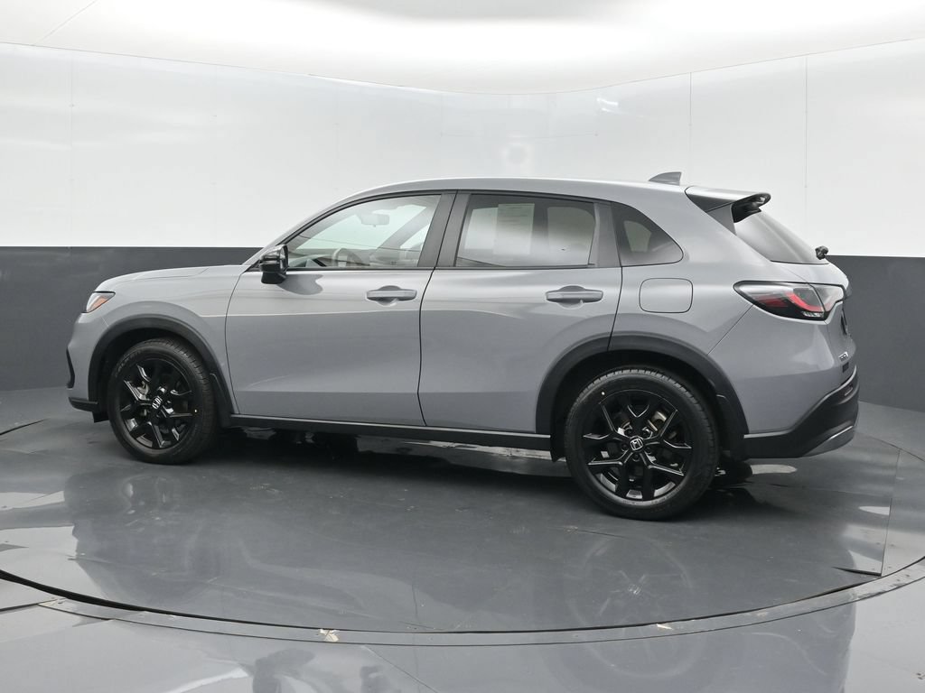 Used 2025 Honda HR-V Sport image 4
