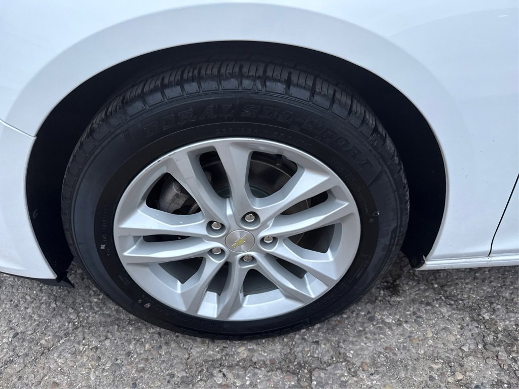 Used 2020 Chevrolet Malibu LS w/ LPO, Convenience Package 1 FWD image 18