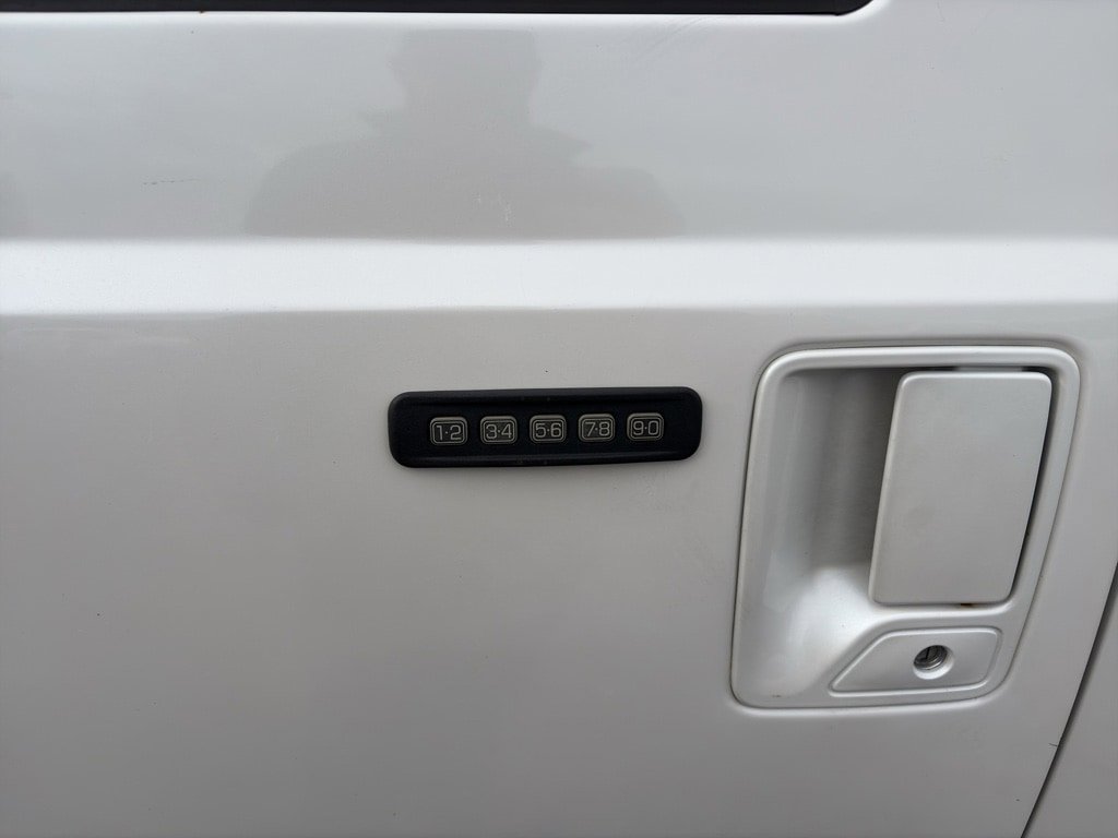 Used 2013 Ford F350 King Ranch w/ King Ranch w/Chrome Pkg AWD/4WD image 11
