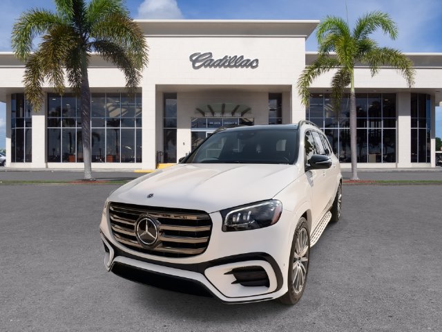 Used 2024 Mercedes-Benz GLS 450 4MATIC image 5