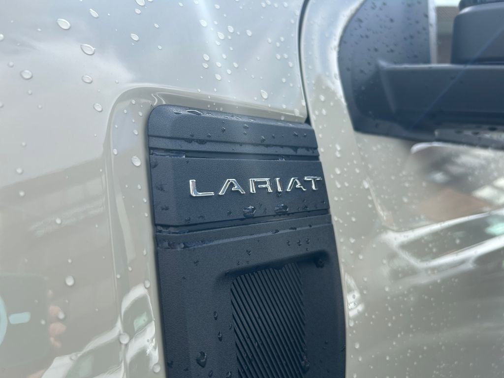 New 2025 Ford Maverick Lariat w/ 4K Tow Package image 35