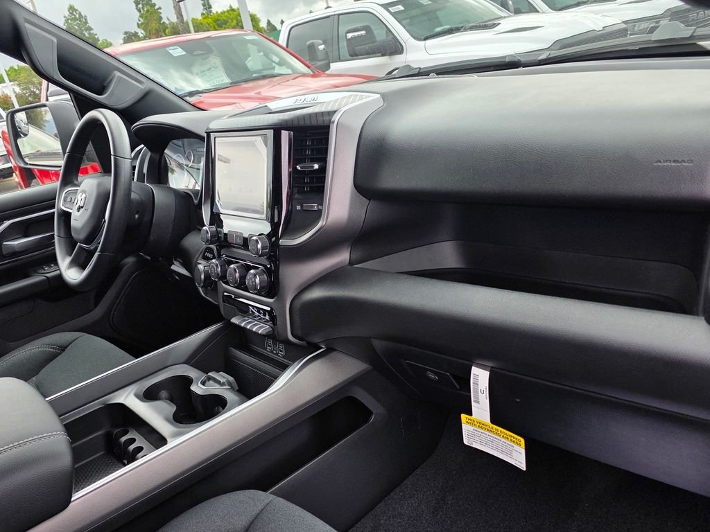 New 2026 RAM 1500 Big Horn w/ Sport Appearance Package AWD/4WD image 14