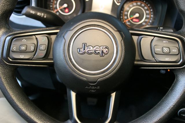 Used 2024 Jeep Wrangler Sport AWD/4WD image 16