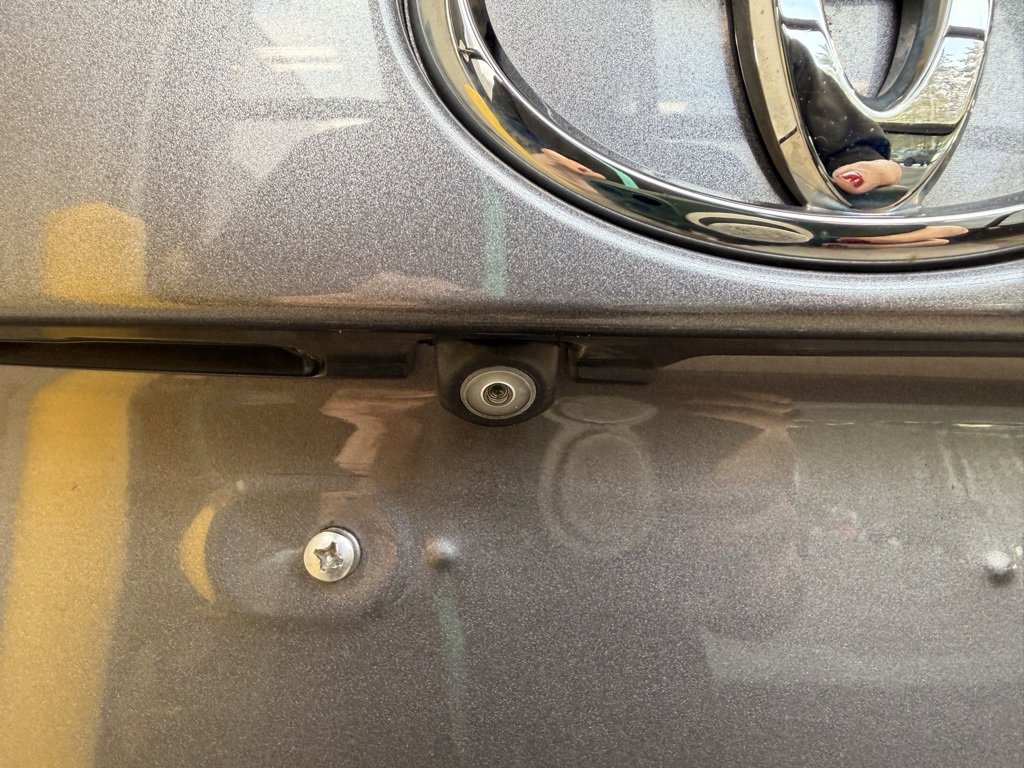 Used 2018 Toyota Highlander Limited Platinum image 7