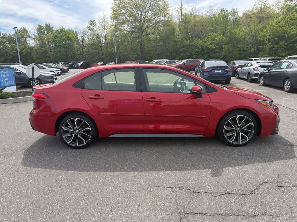 Used 2021 Toyota Corolla SE w/ SE Premium Package FWD image 13