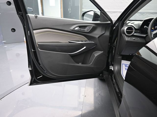 New 2026 Chevrolet Trax ACTIV w/ Driver Confidence Package image 10