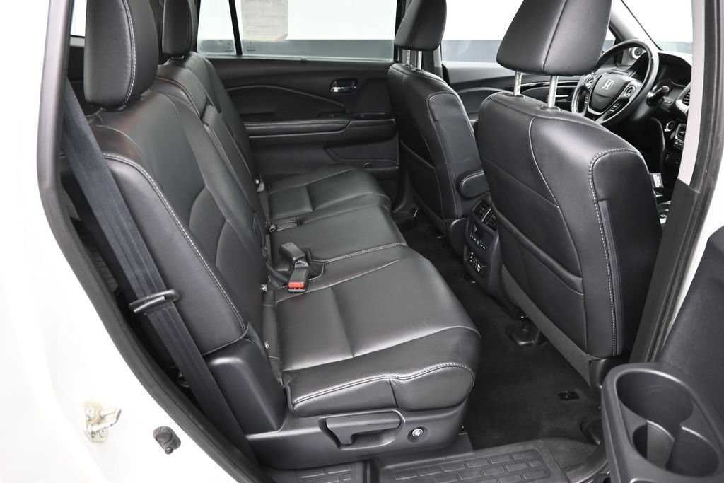 Used 2017 Honda Pilot Touring image 45