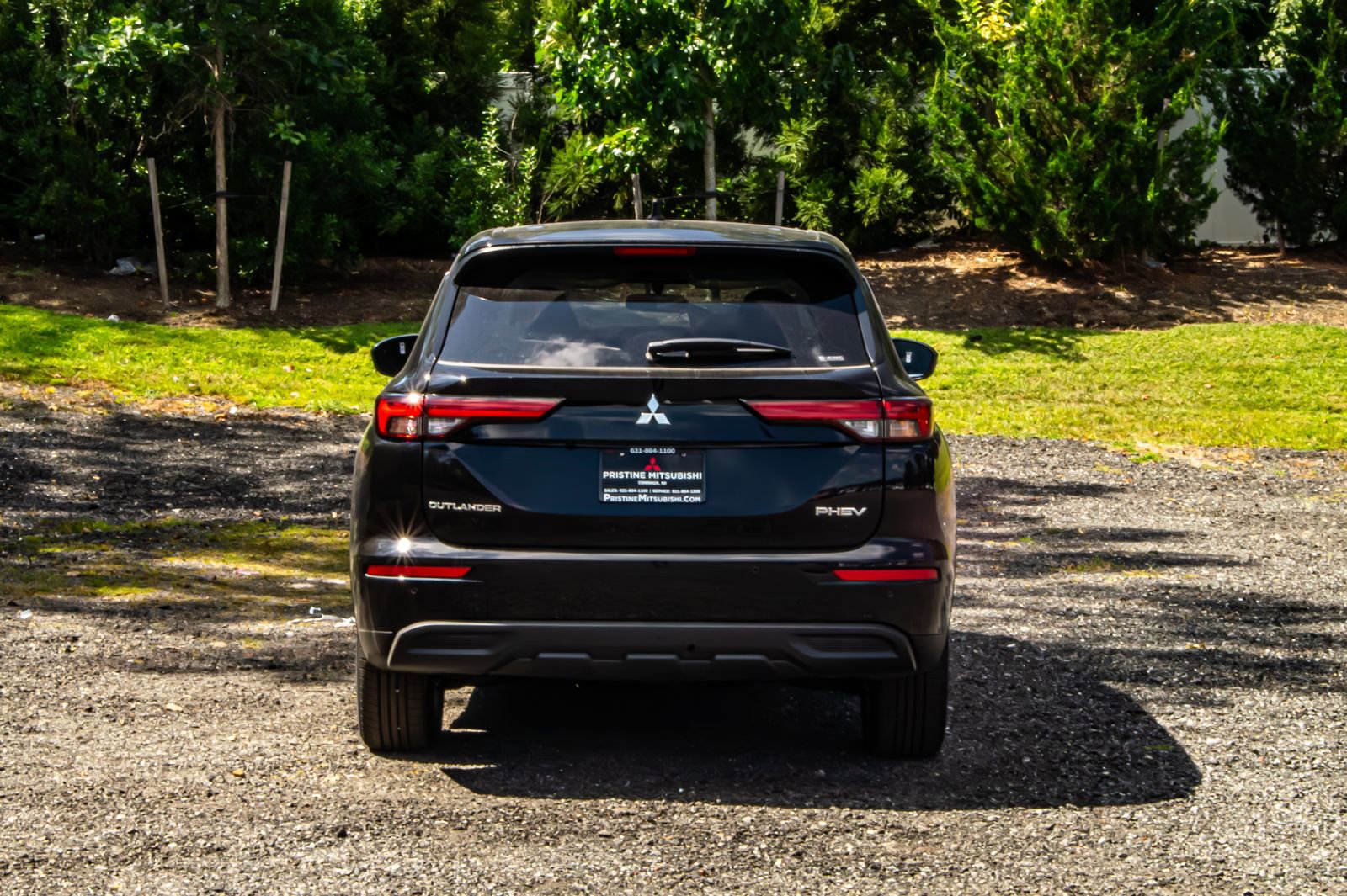 New 2025 Mitsubishi Outlander ES image 7