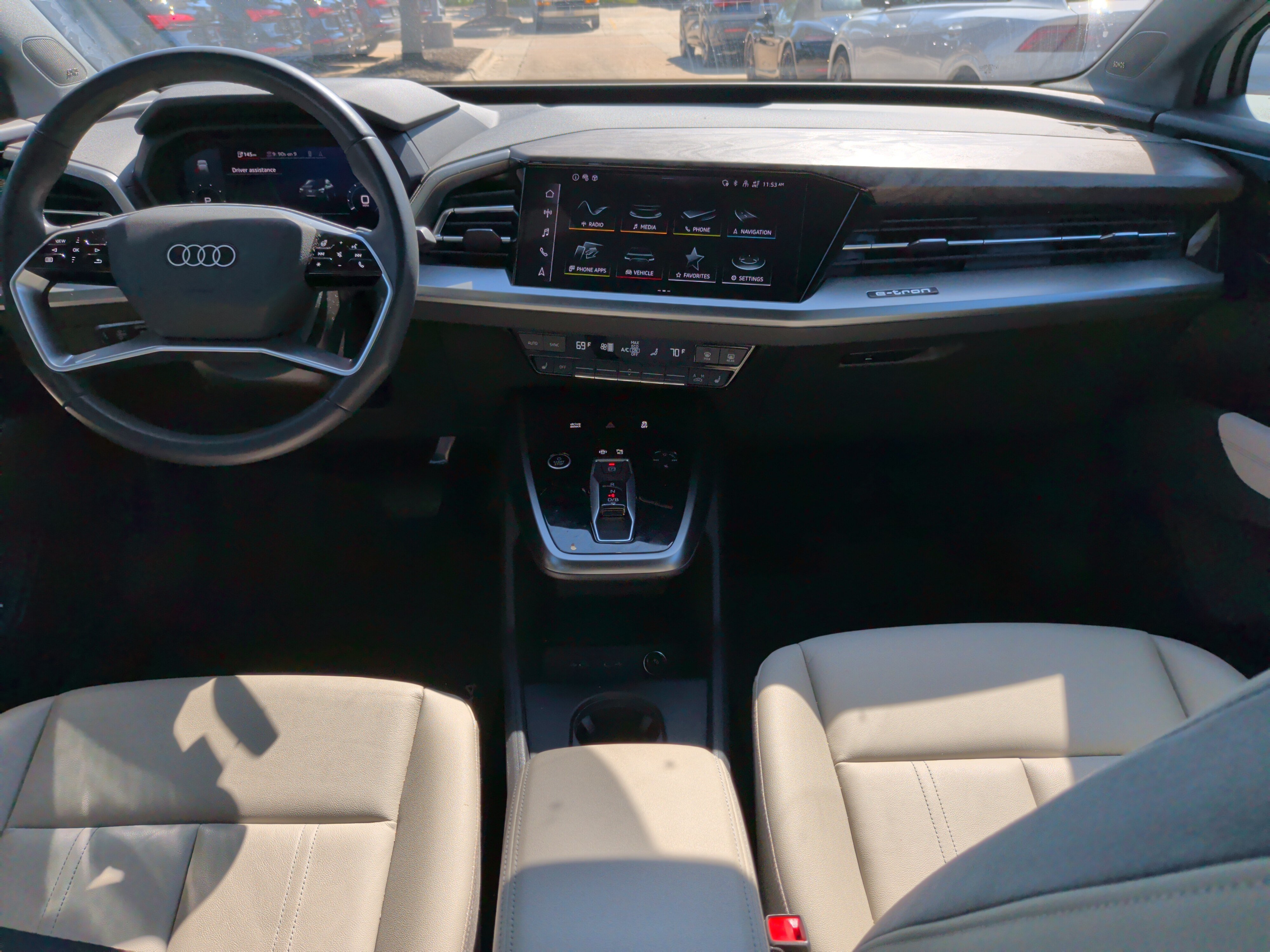 Certified 2023 Audi Q4 e-tron Premium Plus w/ Premium Plus AWD/4WD image 28